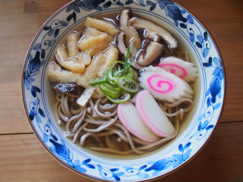 トッピングは業務スーパーでいろいろそろいます。