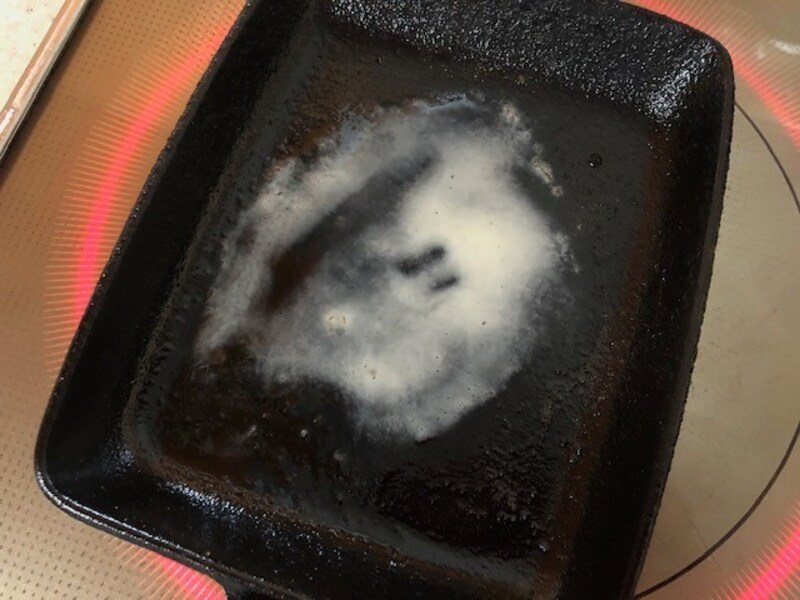 フライパンに投入