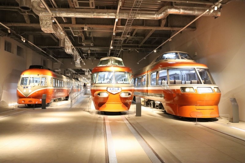 歴代のロマンスカーが揃い踏み