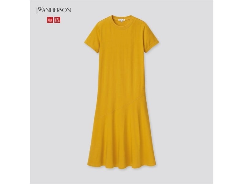 ユニクロ　コットンフレイドヘムワンピース　1990円（税込）