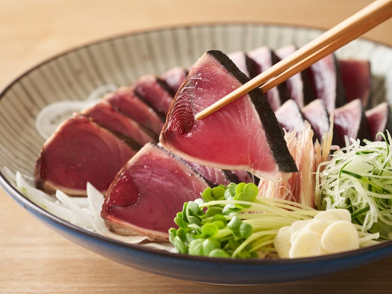 江戸っ子の間では「初鰹」を食べるのが粋の証