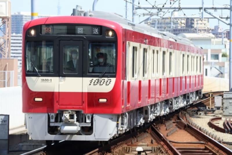 5月デビュー京急の新造車両が早くも話題に 展望席の復活にデュアルシート トイレ付 鉄道 All About 5月デビュー京急の新造車両が早くも話題に 展望席の復活にデュアルシート トイレ付 鉄道 All About