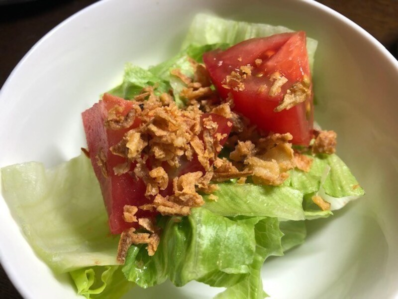 サラダにトッピング