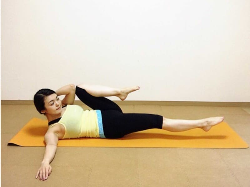 膝と肘はくっつかなくても大丈夫です!