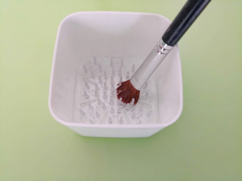 セリアのメイク筆スタンド