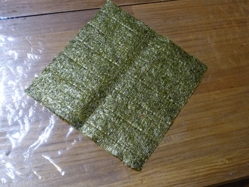 ここにチャーハンを入れます