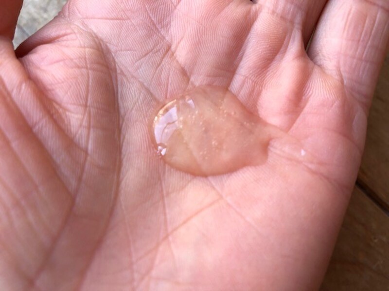 無色透明で香りは強い