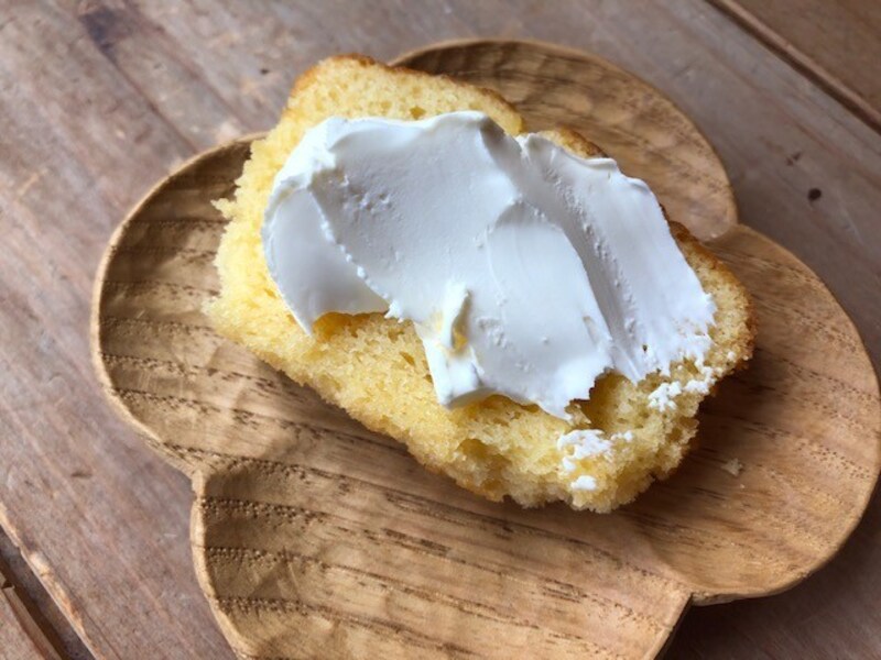 クリームチーズをつけて