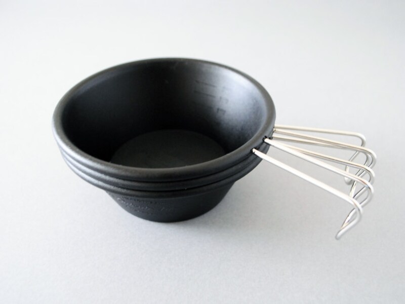 ダイソーのプラシェラカップ