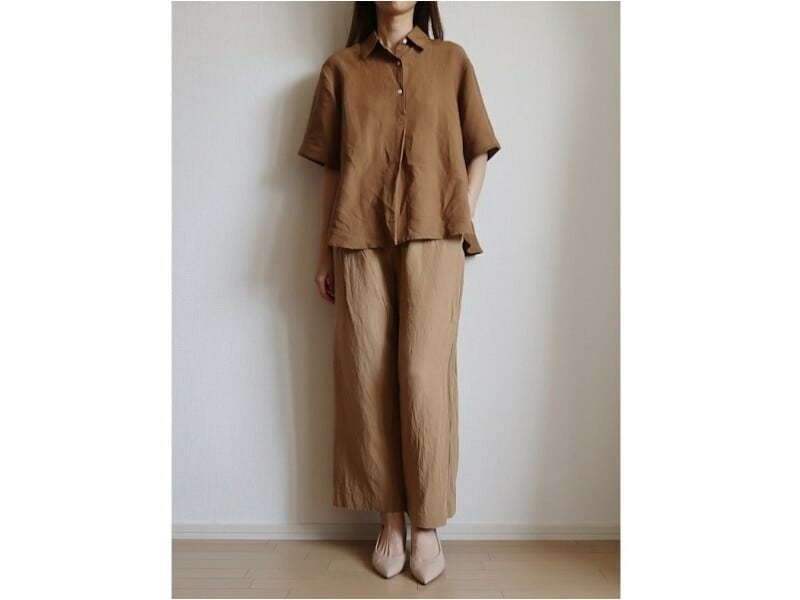 ブラウン系カラーで統一したワントーンコーデに　