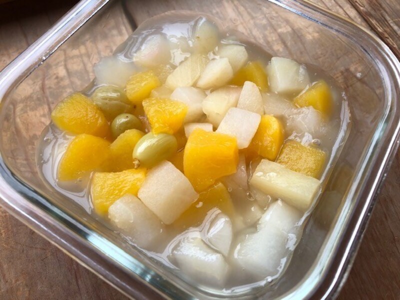 フルーツを乗せる