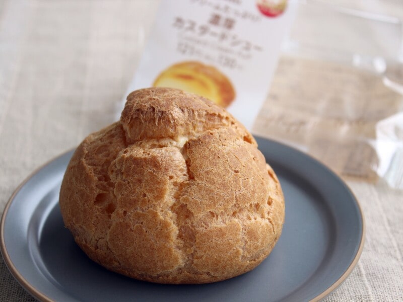 ファミリーマートのシュークリーム