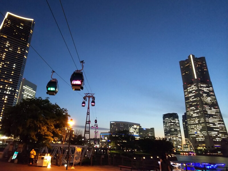 夕暮れ時に乗車するのがおすすめ(2021年4月22日撮影)