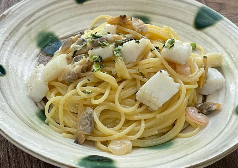 クリーム塩レモンパスタソースを使った調理例スパゲッティ