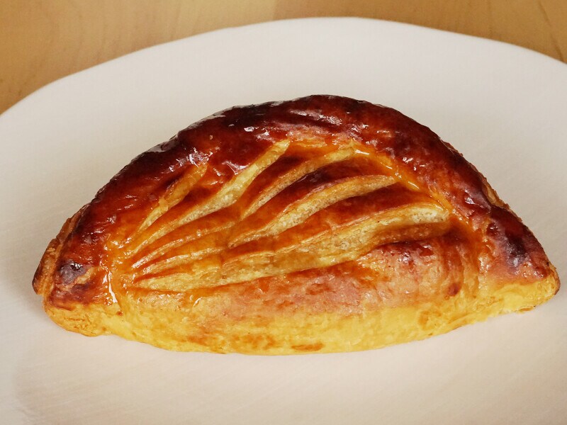 シャトレーゼ「プレミアムアップルパイ」(399円税込/1個)