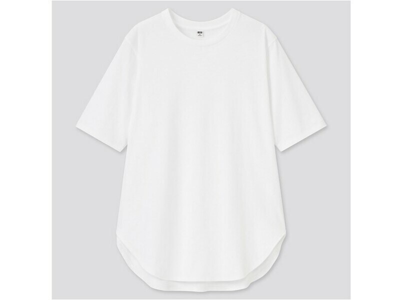ユニクロ スムースコットンラウンドヘムロングT 1500円(税込)