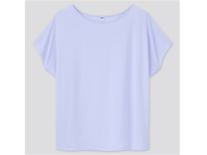 ユニクロ ドレープクルーネックT 1000円(税込)