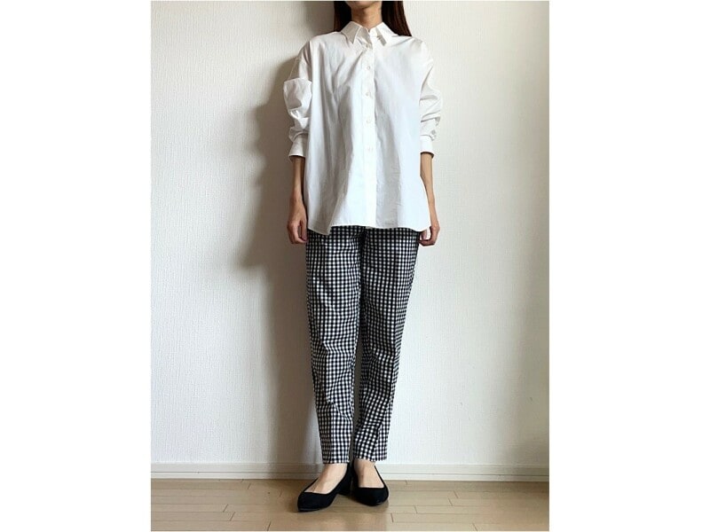 ZARAの4990円ギンガムチェックパンツで夏の大人コーデ