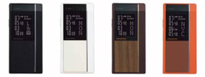 amadanaがデザイン面を担当したNECの「N705i」。amadana black、amadana white、brownish wood、ultimate orangeの全4色のラインナップ