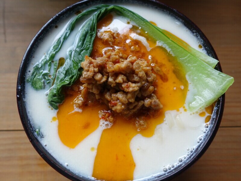 ピーナッツバターで深いコクが出ます。