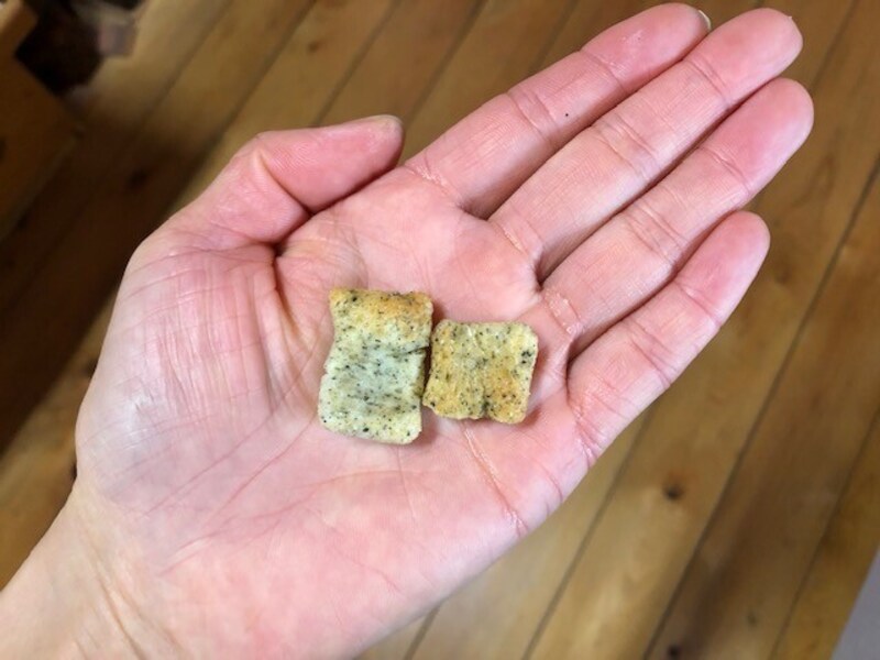 あられの大きさは様々