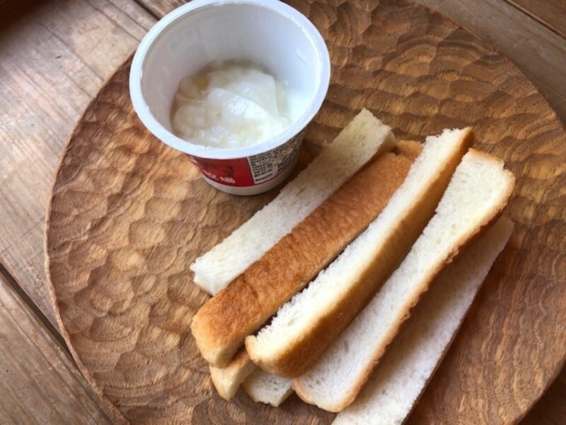 パンの耳につけてみる