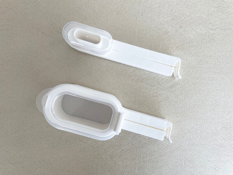 注ぎ口が小さい物と、大きい物があります。