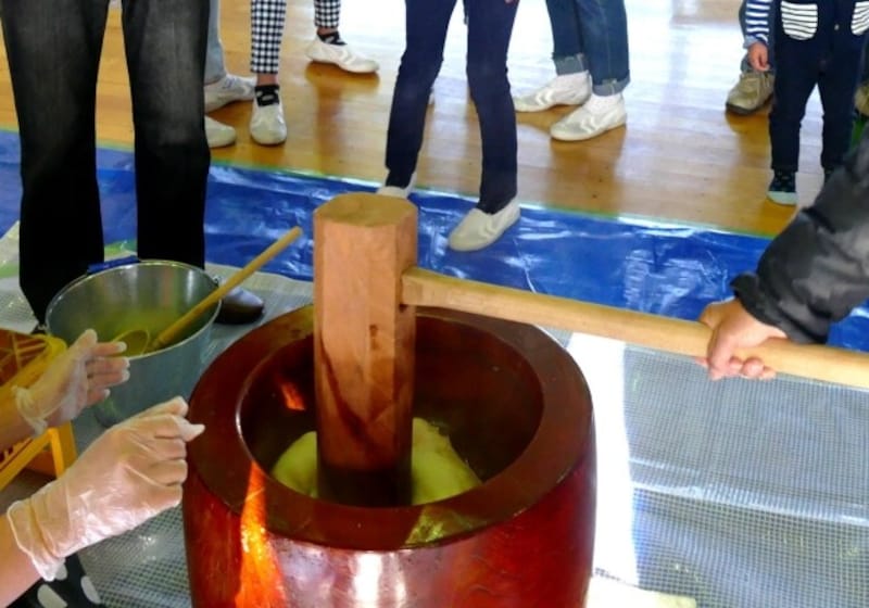 コロナの影響で中止を余儀なくされている「もちつき大会」は子ども会の定番行事