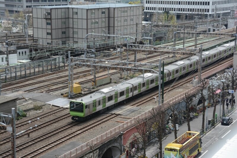 複々線以上の区間