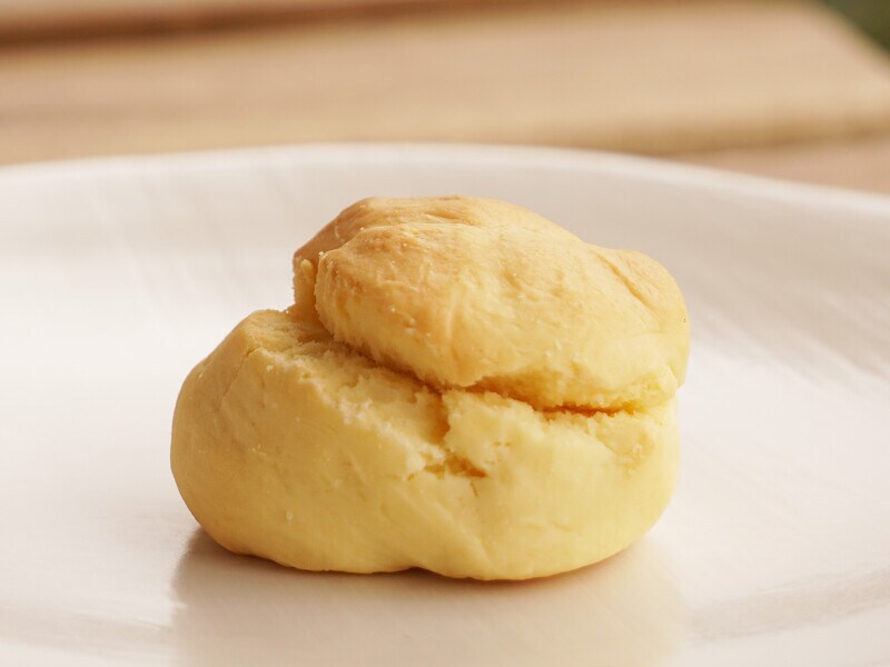 「成城石井自家製 プレーンスコーン」は食べ飽きない素朴な味