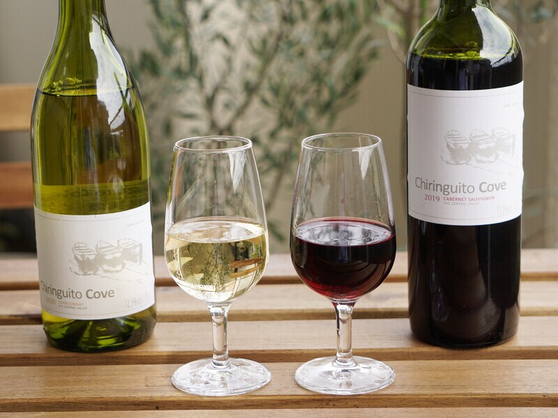 左から「チリンギートコベ・シャルドネ」「チリンギードコベ・カベルネソーヴィニヨン」
