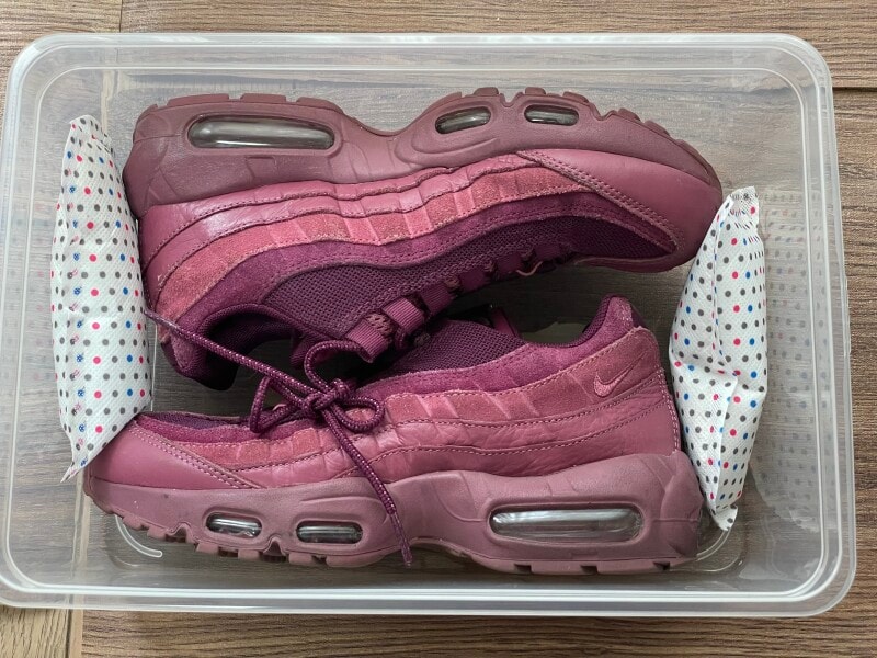 加水分解を防ぐ靴収納