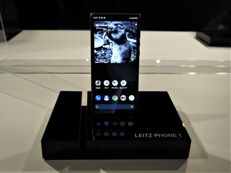 独ライカが全面監修したスマートフォン「LEITZ PHONE 1」は 独ライカが全面監修したスマートフォン「LEITZ PHONE 1」は