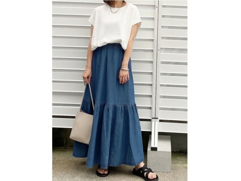 GU  デニムティアードスカート  1990円(税込)