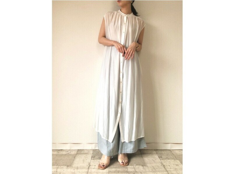 【OKコーデ】シャツワンピースはすらっと見せてくれるので一押し 出典:WEAR