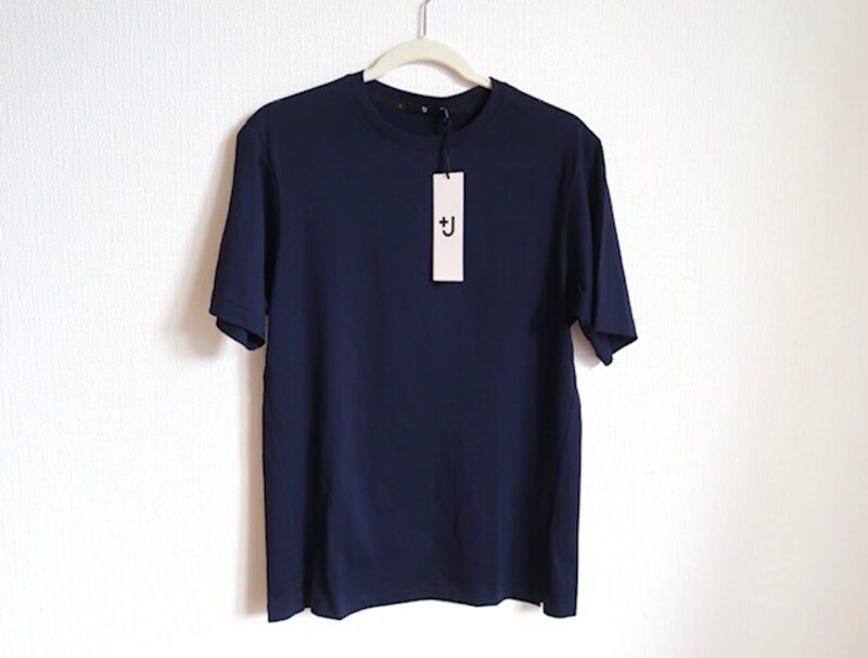 ユニクロ　スーピマコットンリラックスフィットクルーT　1500円（税込）