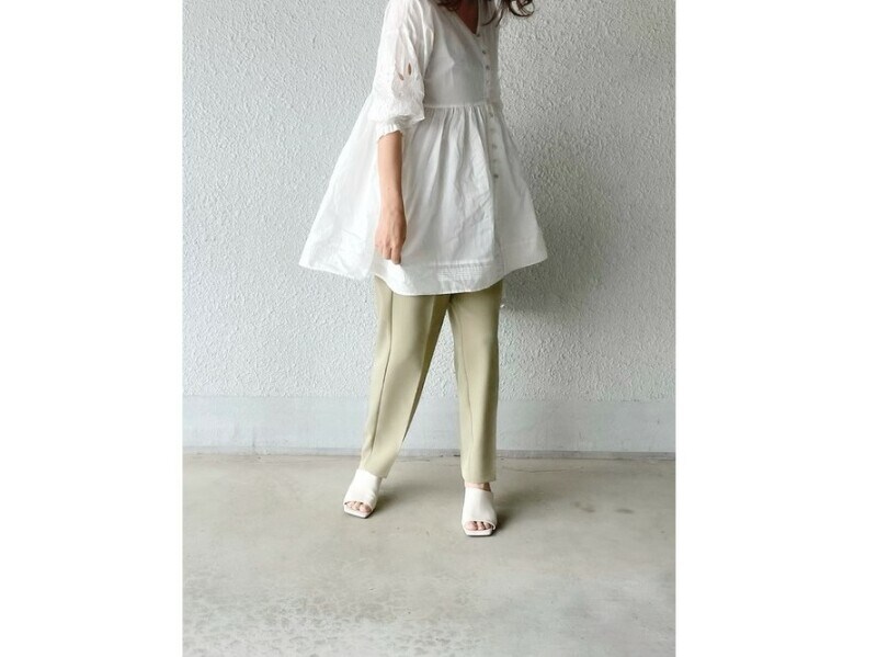 ヒールのあるミュールでも安定感があるので安心して履ける 出典:WEAR