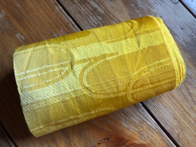 帯も一緒に出品