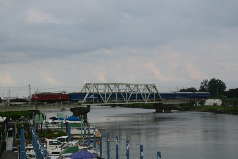 新金線の臨時列車