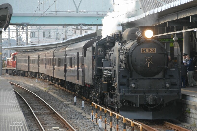 C61形蒸気機関車