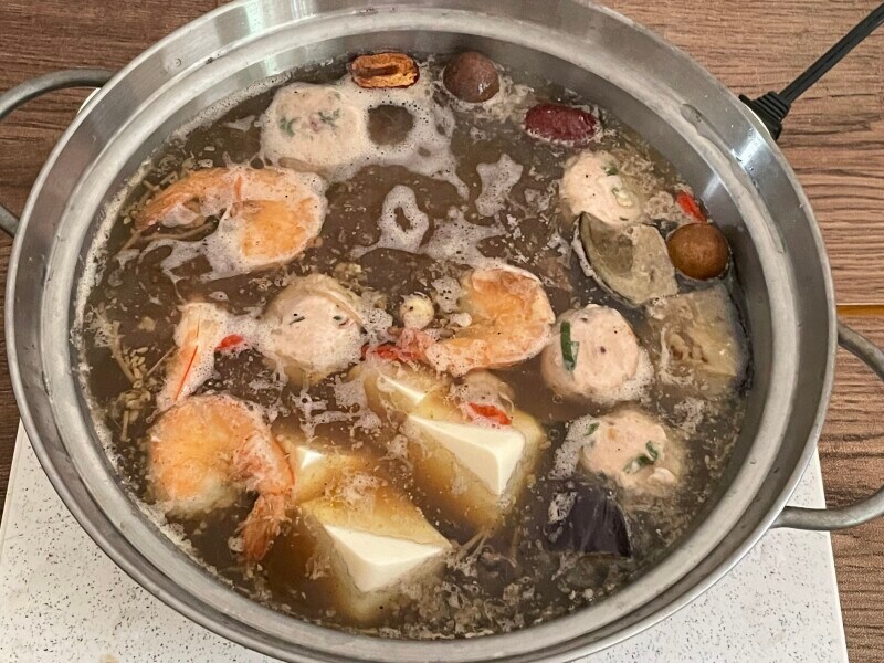 業務スーパー冷凍食品で作る火鍋