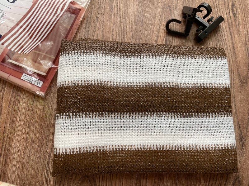 ダイソーのオーニング