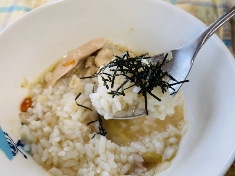 スープにごはんを加えて「おじや」風に