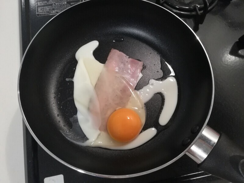 目玉焼き