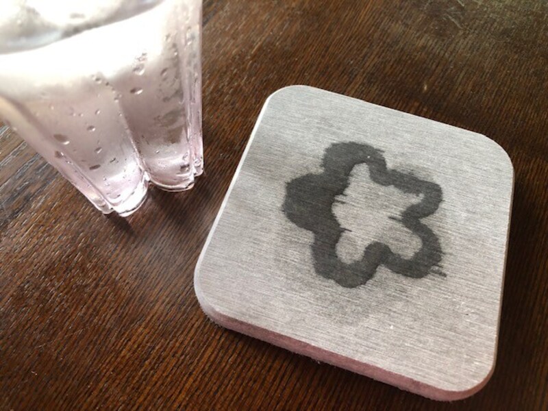 水滴をキャッチ