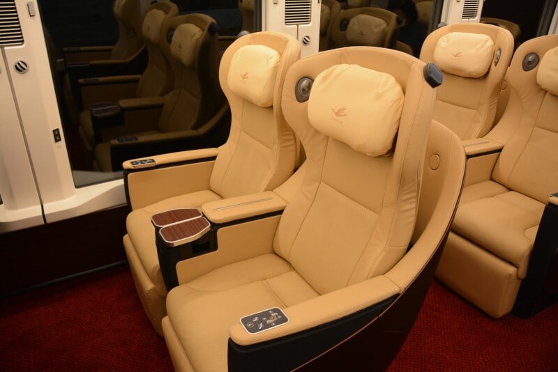 プレミアム・シート