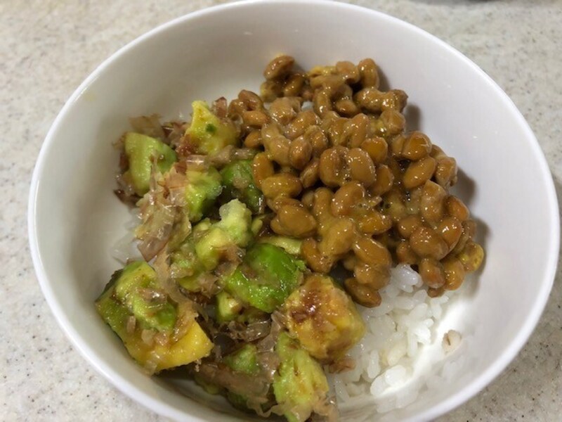 アボガド納豆ご飯