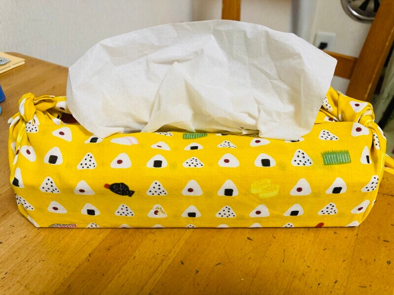 即席ティッシュケースカバーにも