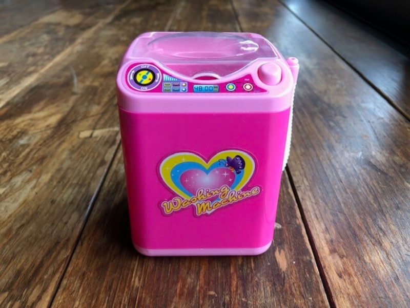 ダイソーの「ミニ洗濯機」