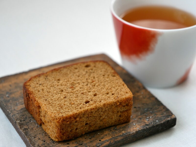 横濱いせぶらパウンド「ごぼう茶」